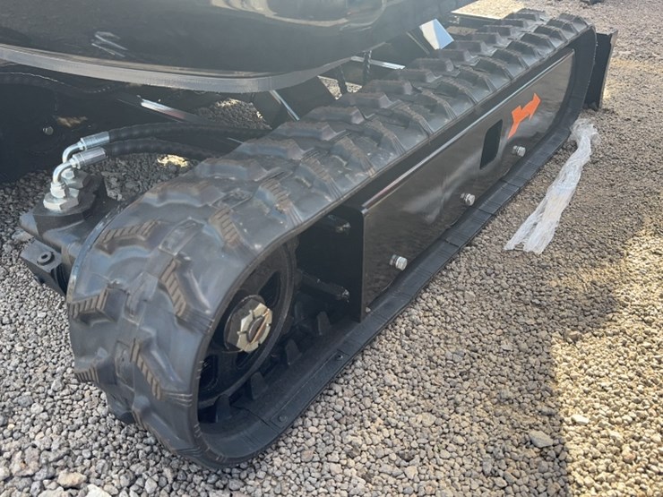 #1099-•-2025-tpm-22k-mini-excavator-image-21