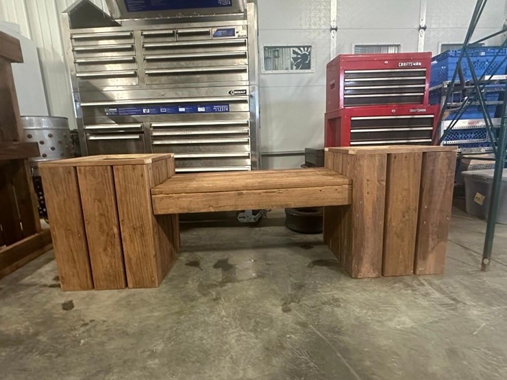 planter-box-with-bench-image-2