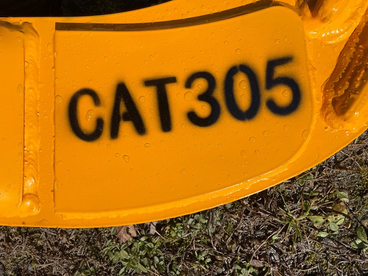 caterpillar-305-image-5