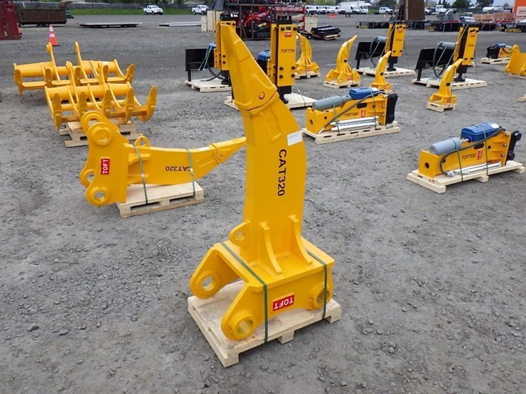 caterpillar-320-image-4