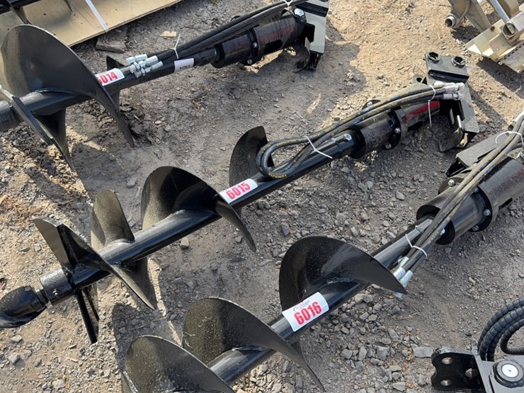 #6015-•-mini-excavator-post-hole-auger-image-3