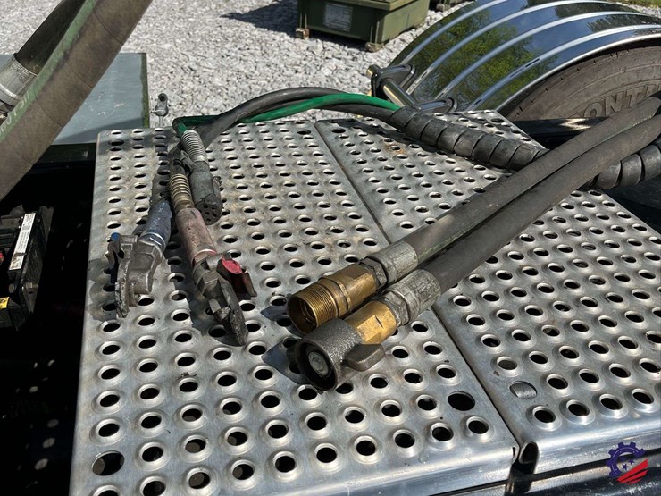 2024-international-hx520-image-28