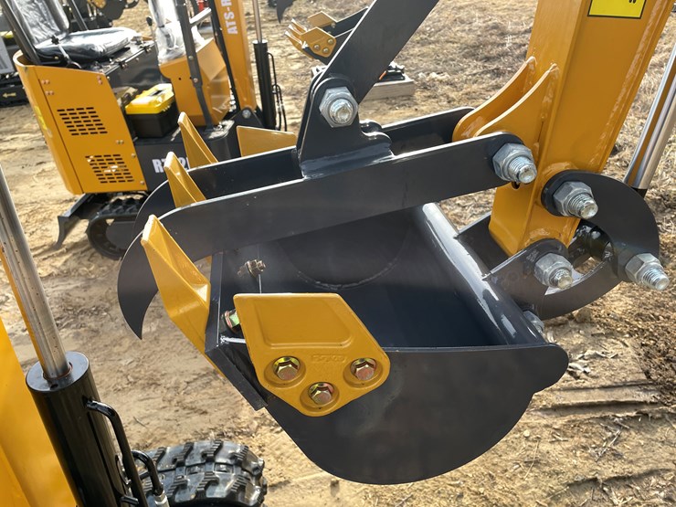#1041-•-new-ats-rt12r-mini-excavator-image-25