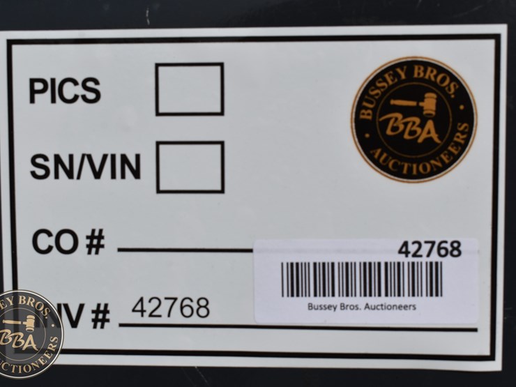 2021-deere-333g-image-46