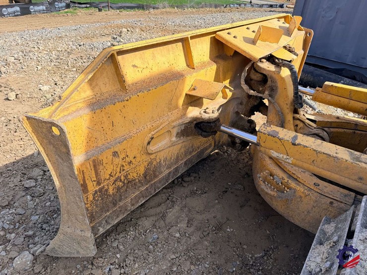 2018-komatsu-d51exi-24-image-27