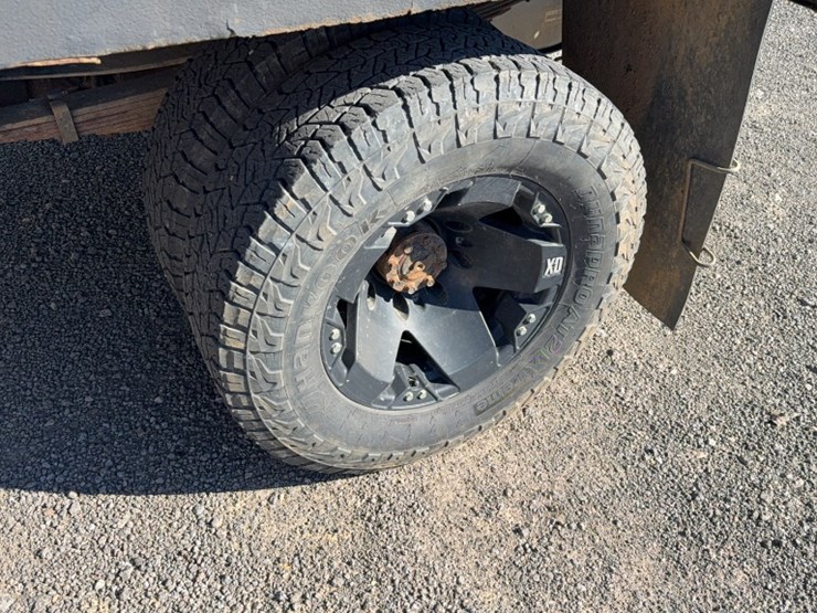 2011-ford-f350-image-13