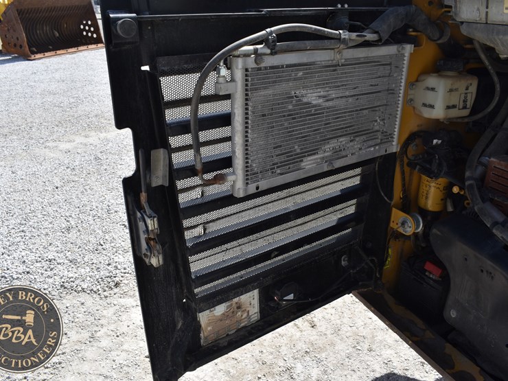 2020-caterpillar-289d3-image-74