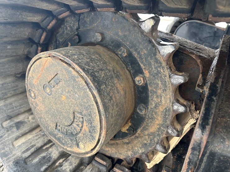 caterpillar-307-image-69