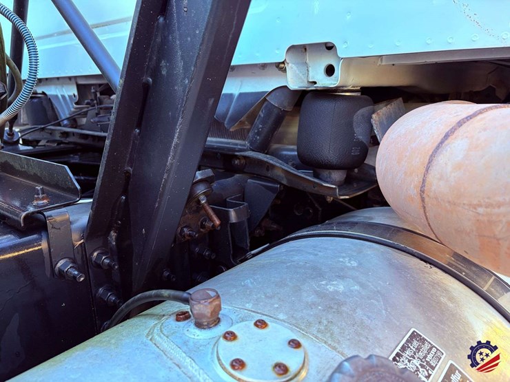 2008-volvo-vt-t/a-truck-tractor-image-33