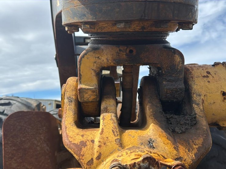 caterpillar-525b-image-13