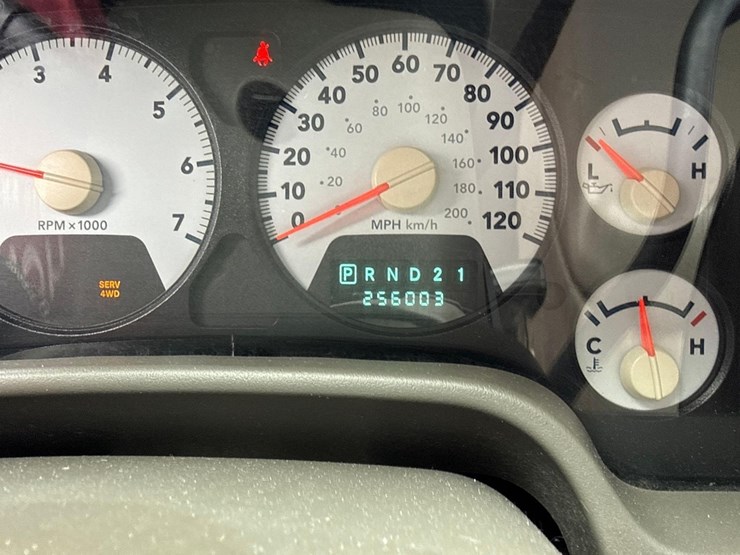 2007-dodge-ram-1500-image-11