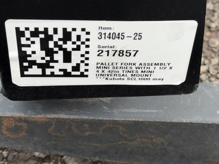 #2020-•-blue-diamond-42"-dingo-pallet-forks-image-3