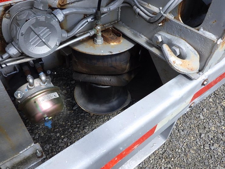 1998-fruehauf-tank-image-8