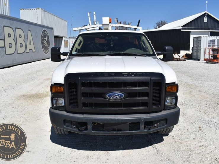 2008-ford-f350-image-15