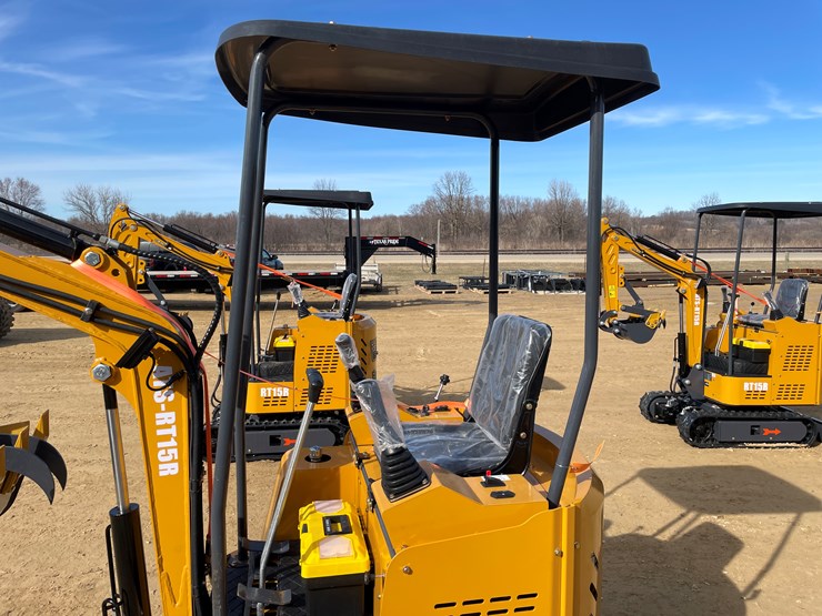 #1037-•-new-ats-rt15r-mini-excavator-image-38