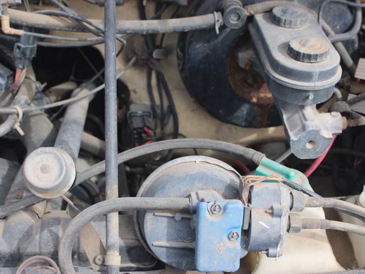 1985-dodge-ram-350-image-39