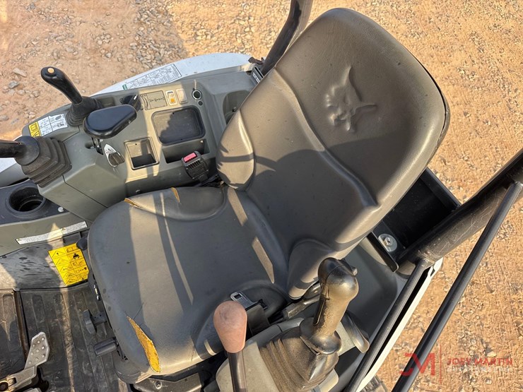 2020-bobcat-e26-image-25