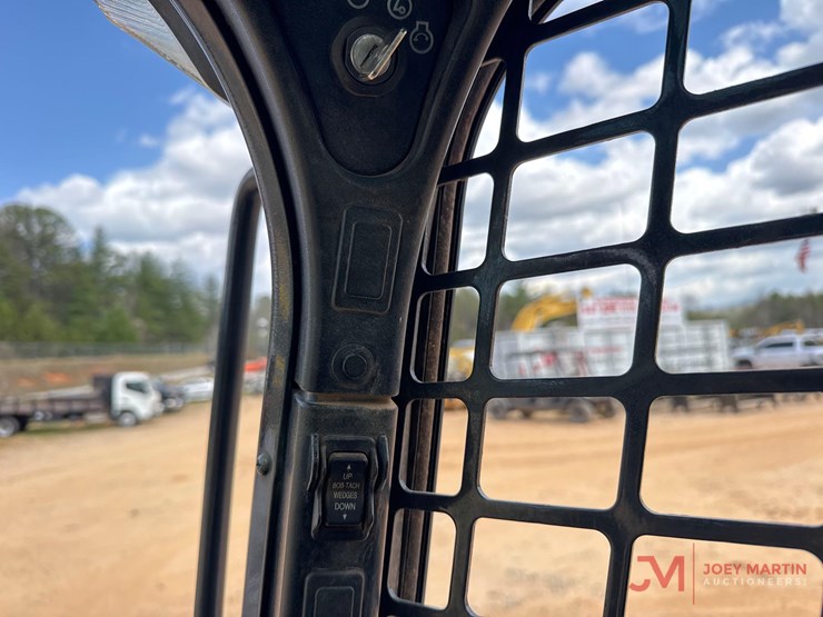 2018-bobcat-t770-image-18