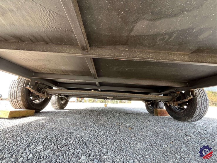 2023-interstate-west-victory-t/a-16’-enclosed-tag-trailer-image-33