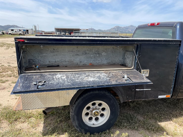 2009-chevrolet-2500-image-26