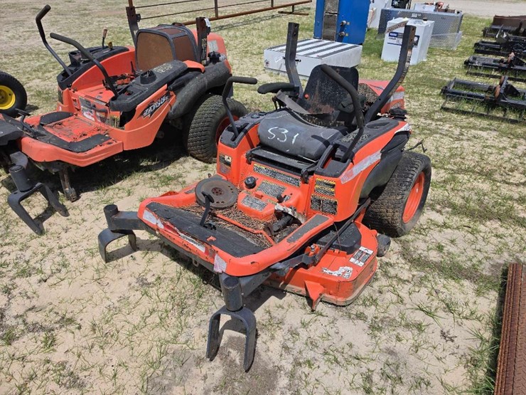 kubota-zd221-image-1