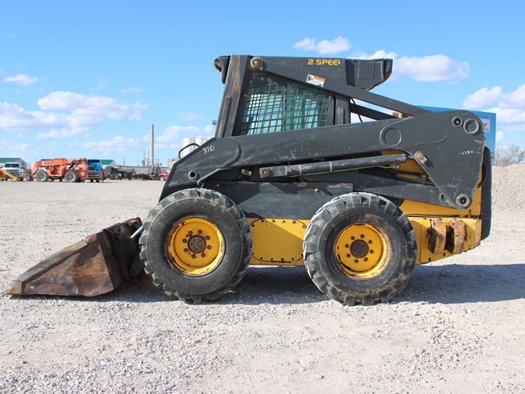 new-holland-ls190-image-2