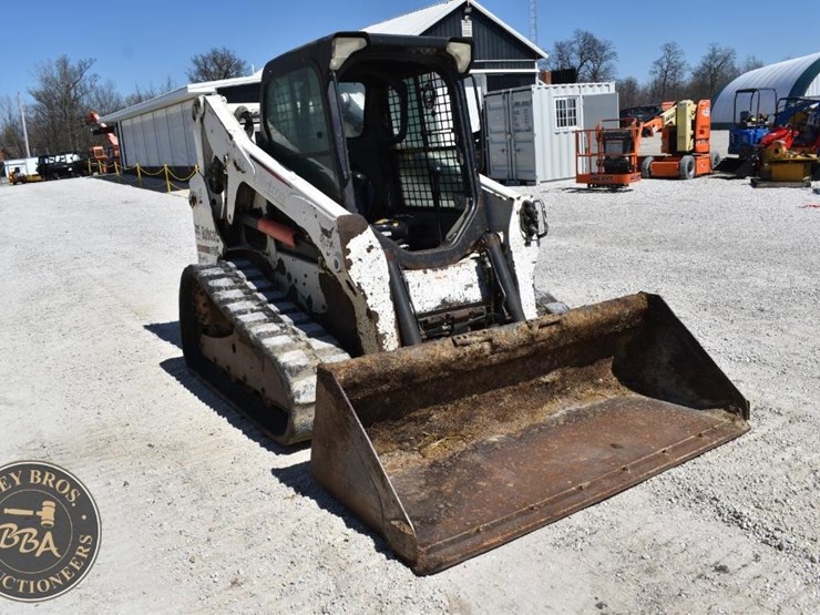 2013-bobcat-t650-image-12