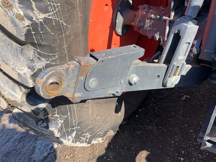 2016-kubota-m6-131-image-48