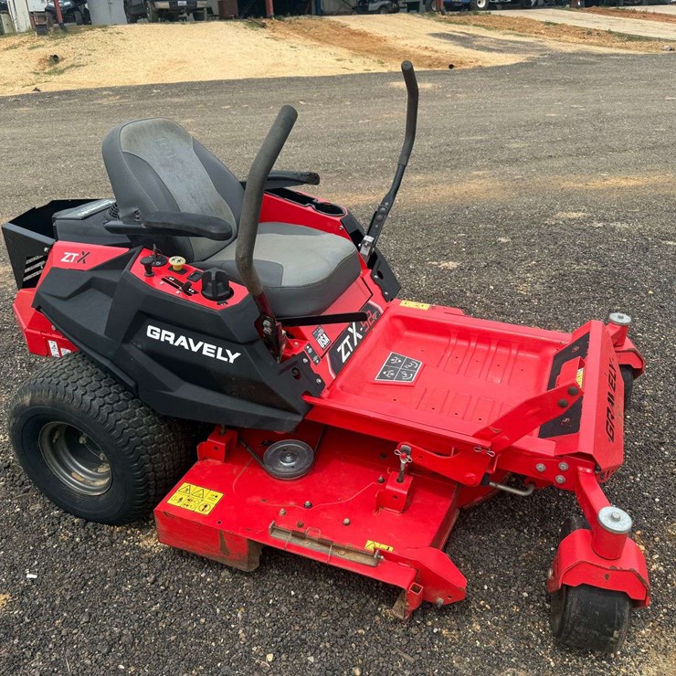 2019 Gravely ZT-x Zero Turn Mower (631 Hours)