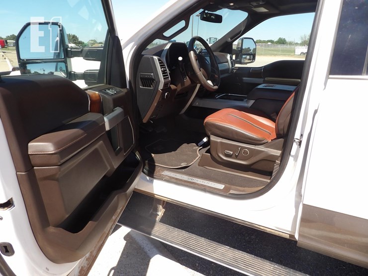 2020-ford-f350-sd-king-ranch-image-9