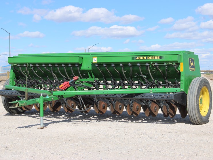 john-deere-450-image-42