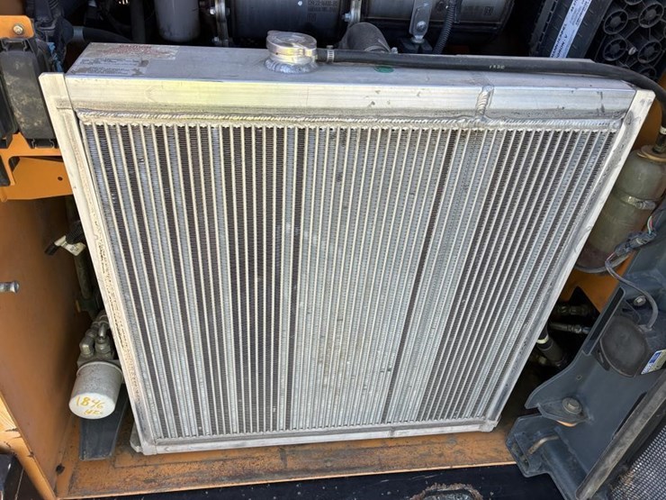 2012-mustang-2100rt-image-16