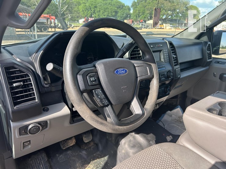 2019-ford-f150-image-8