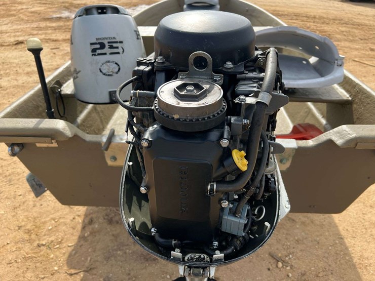 14'-fiberglass-jon-boat-w/honda-25hp-4-stroke-outboard-motor-&-trailer-image-19