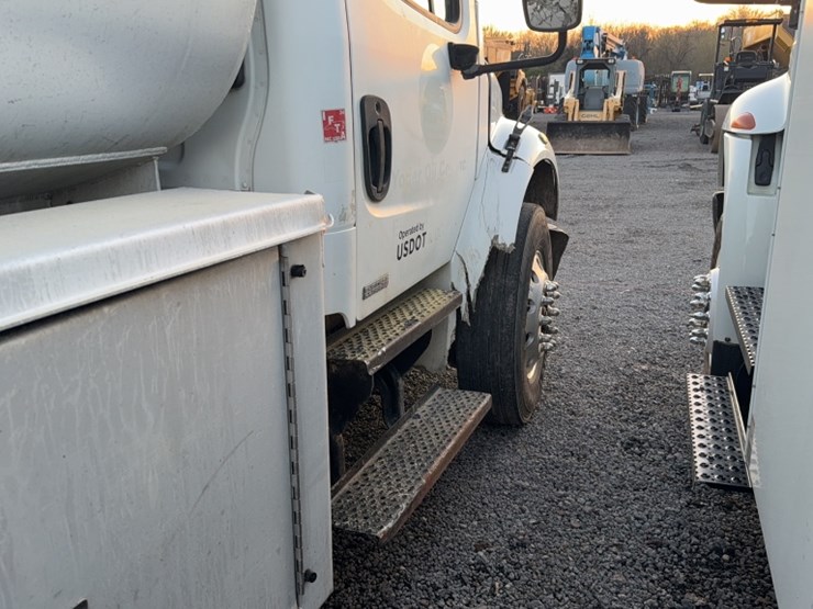 2007-caterpillar-c7-image-7