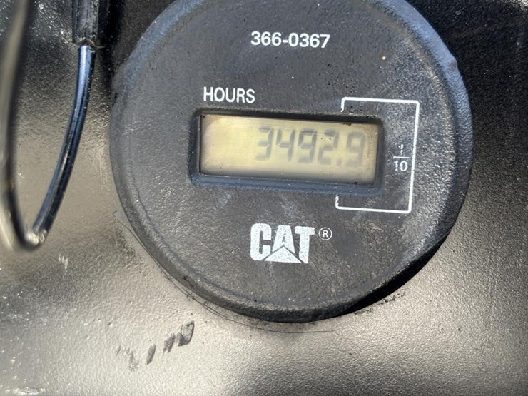 2015-caterpillar-305.5e2-cr-image-57