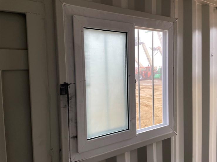 #117-•-12'-storage-container-image-18