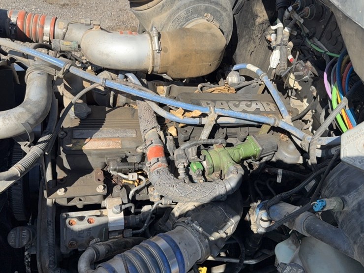 2015-kenworth-t370-image-25