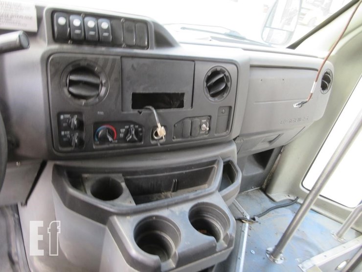 2016-ford-e450-image-7