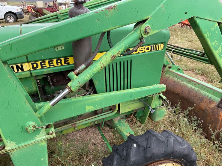 john-deere-1050-image-19