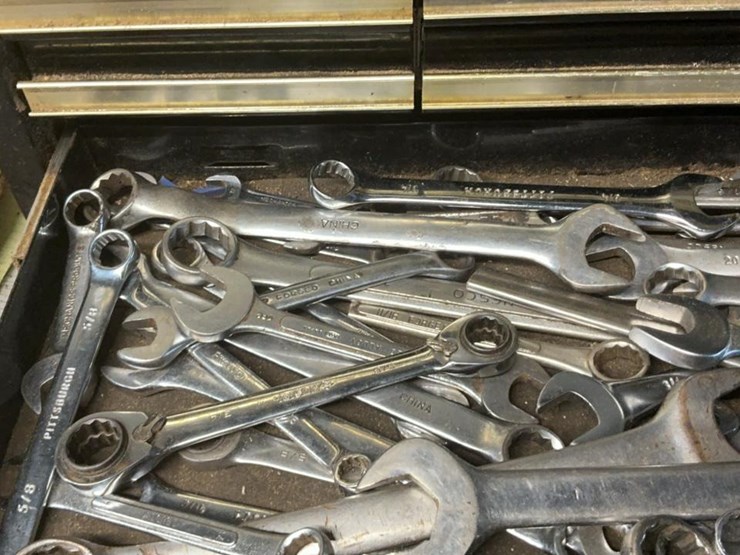 #107-•-clarke-hd-plus-tool-chest-and-contents-image-23