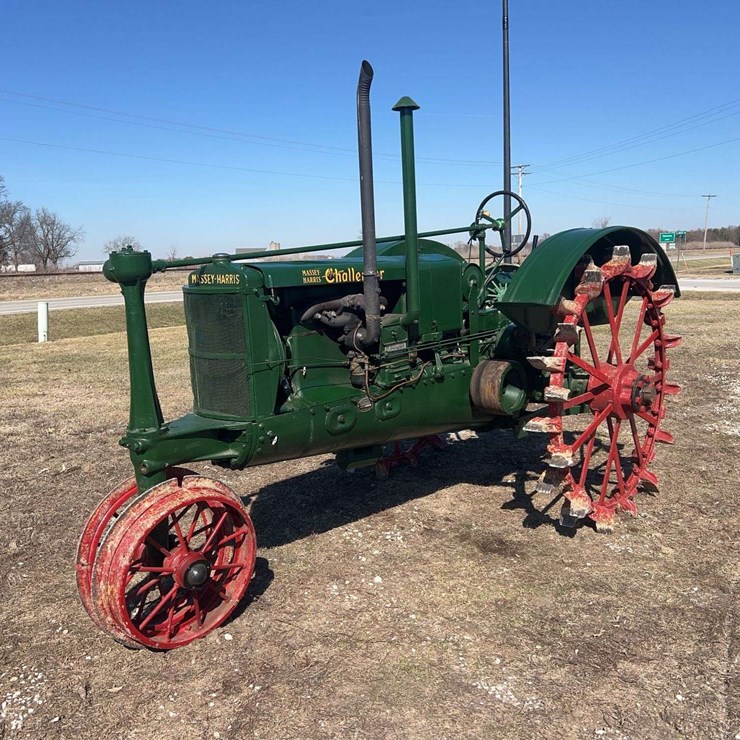 MASSEY-HARRIS CHALLENGER