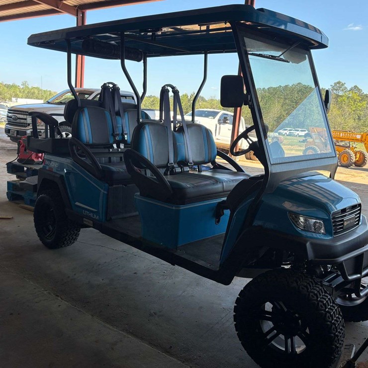 2023 Bintelli 6 Seater Electric Golf Cart W/ On-Board Charger