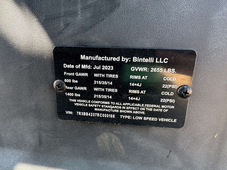 2023-bintelli-6-seater-electric-golf-cart-w/-on-board-charger-image-2