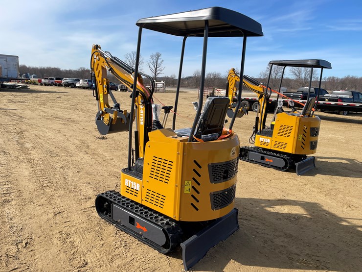 #1037-•-new-ats-rt15r-mini-excavator-image-7