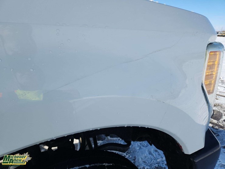 2017-ford-f350-image-33