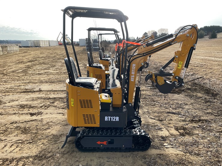 #1040-•-new-ats-rt12r-mini-excavator-image-4
