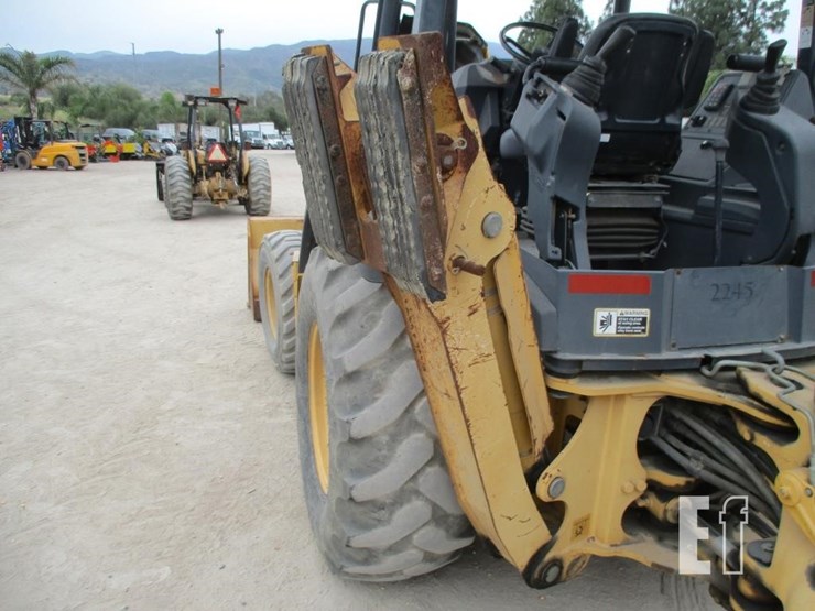 2013-deere-310sk-image-18