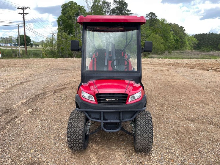 2023-bintelli-48-volt-electric-6-seater-golf-cart-w/-on-board-charger-(46-miles-showing)-image-5