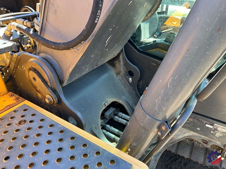 2018-volvo-ec220el-image-82